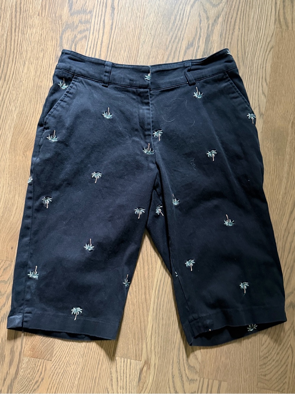 Briggs New York Navy Palm-Embroidered Flat-Front Shorts